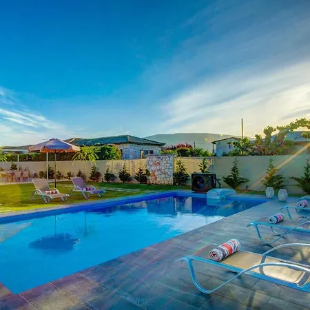 Very Villas Sofinta Villa